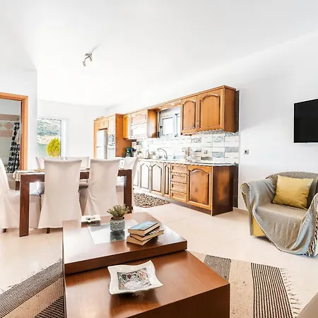 Blue Pearl Villa Apolakkia